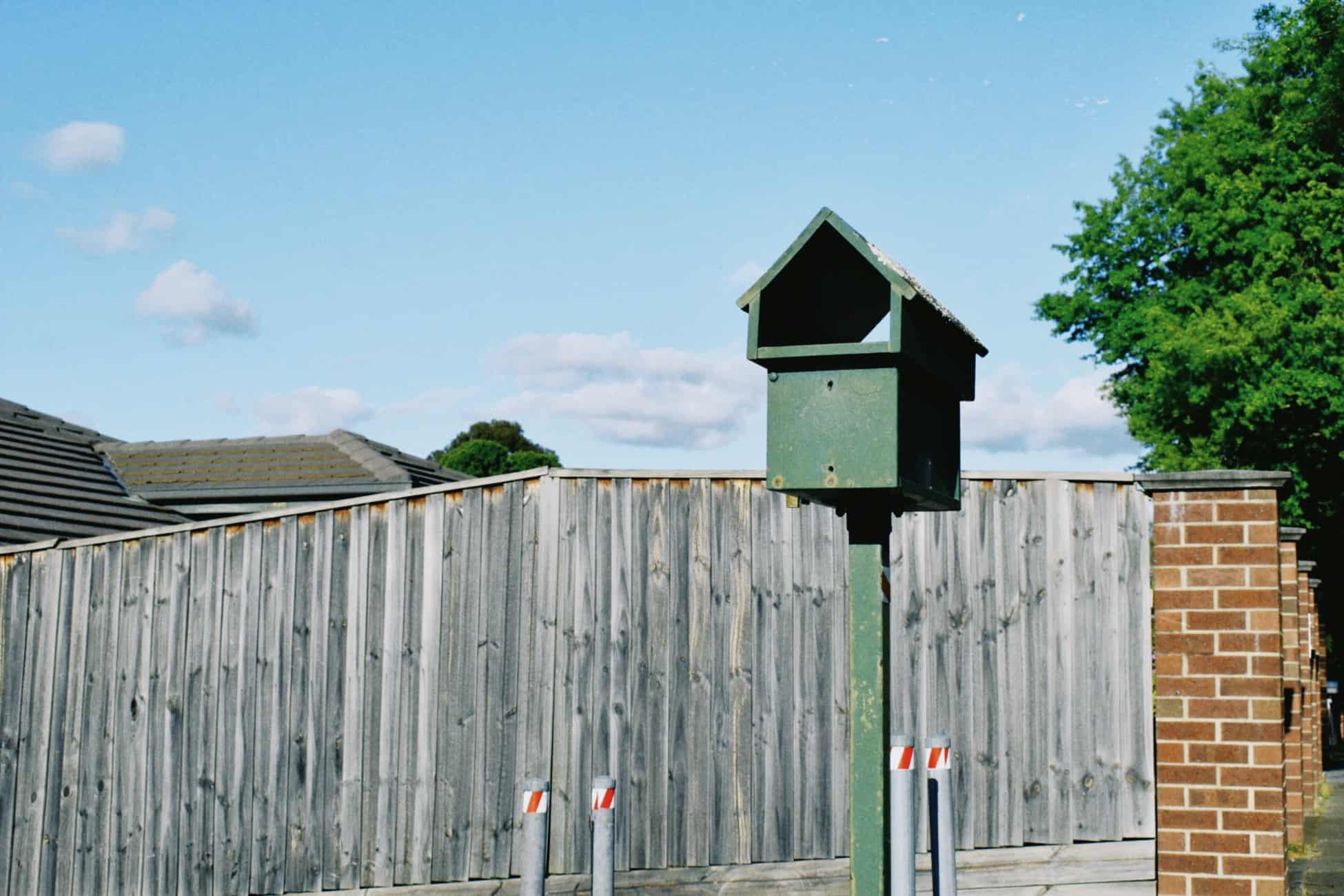 Fence contractor in irvine